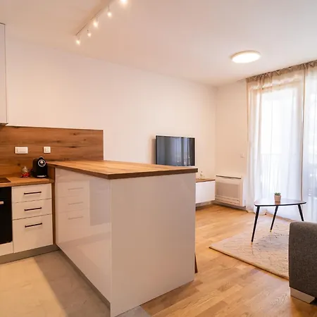 Mila By Belmont Realty 扎达尔
